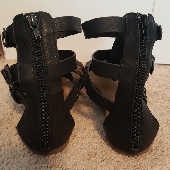 Forever 21 | Gladiator Sandals - Picture 4 of 5